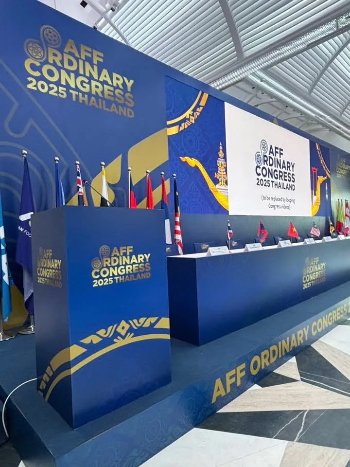 โพเดียมและแบ็คดรอปเวทีประชุม AFF Ordinary Congress 2025