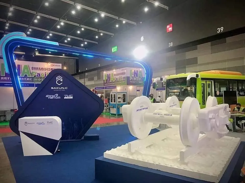 บูธ SAKUN.C Innovation พร้อมโมเดลชิ้นส่วนล้อรถไฟจัดแสดง